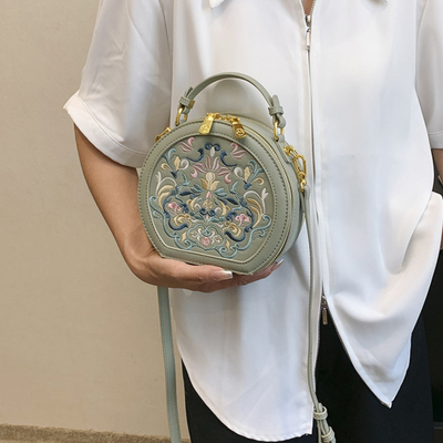 Louvre Mist Handtasche