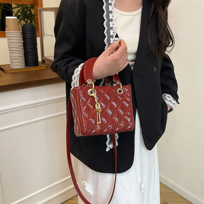 Ornement de Reine Handtasche