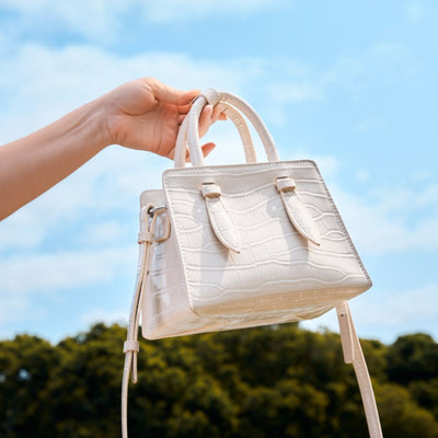 Ebon Chant Handtasche