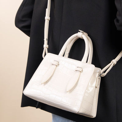 Ebon Chant Handtasche