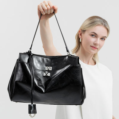 Unendliche Anziehung Handtasche