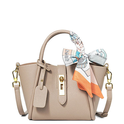 Noir Royale Handtasche