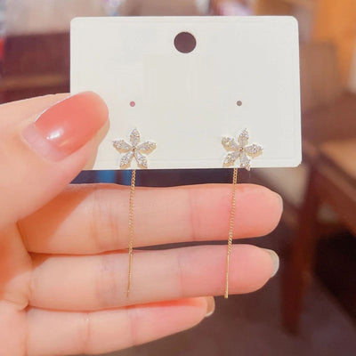 Aure® | BLUMEN-DIAMANT-STECKEROHRRINGE (PAAR)