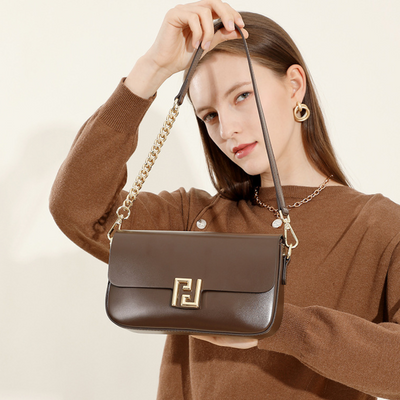 Azure Sable Handtasche