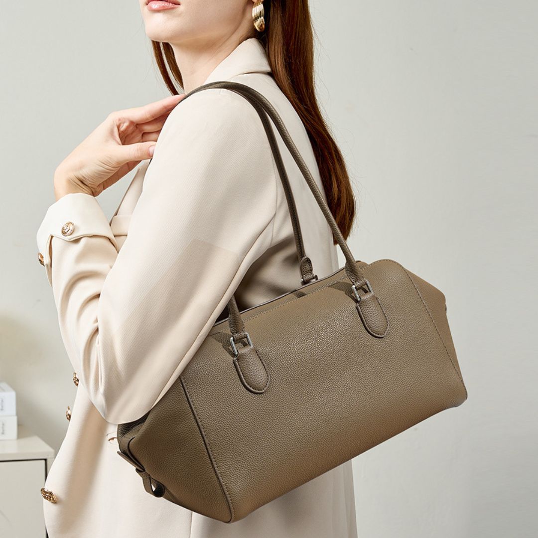Karmesinrotes Echo Handtasche