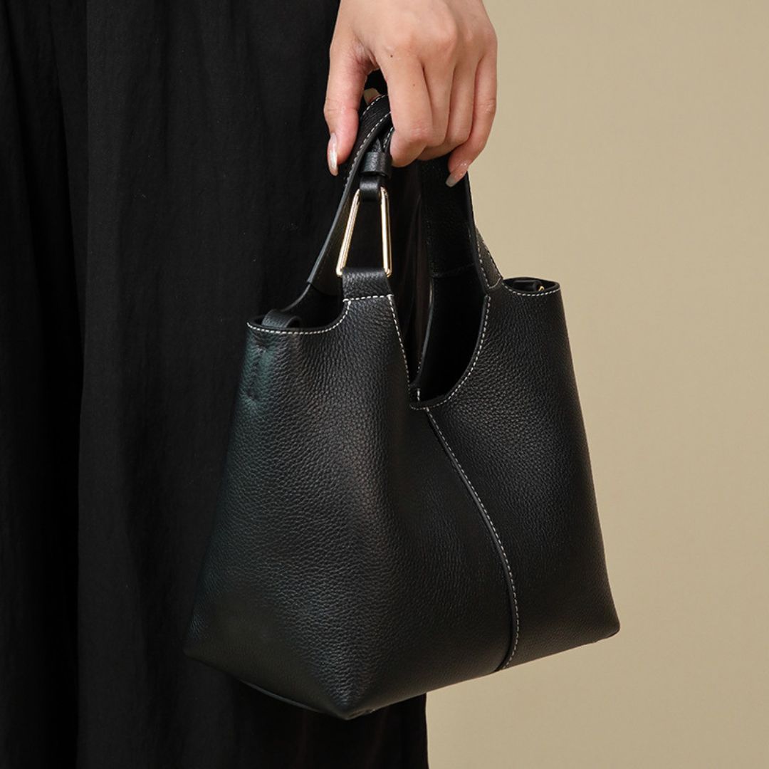 Dunkelperlen-Handtasche