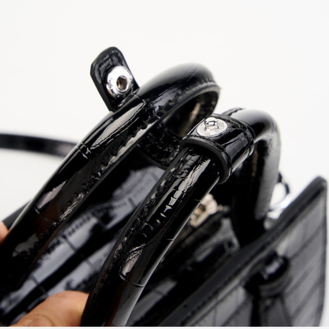 Ebon Chant Handtasche
