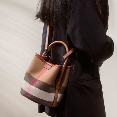 Chant de Rose Handtasche