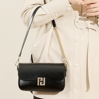 Azure Sable Handtasche