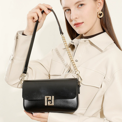 Azure Sable Handtasche