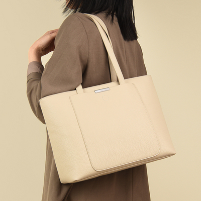 Hollow Fern Handtasche
