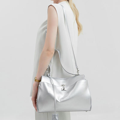 Unendliche Anziehung Handtasche