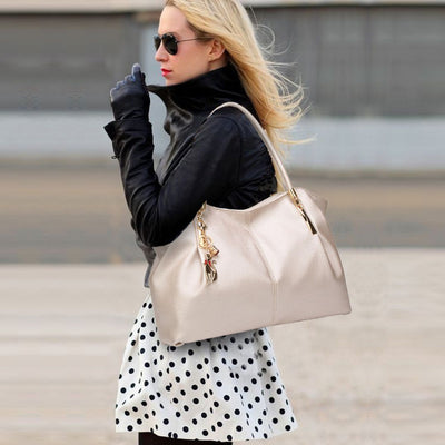Ruhiger Charme Handtasche