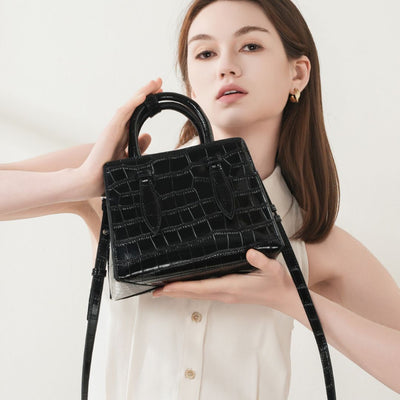 Ebon Chant Handtasche