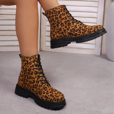 Thalia® | Robuste Stiefel mit Reißverschluss