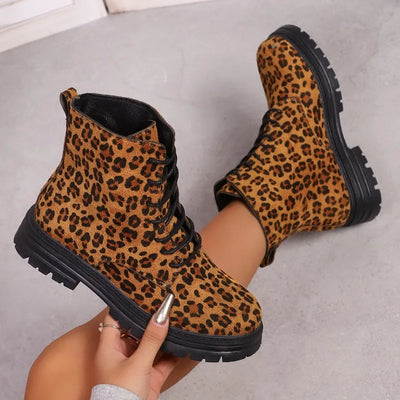 Thalia® | Robuste Stiefel mit Reißverschluss