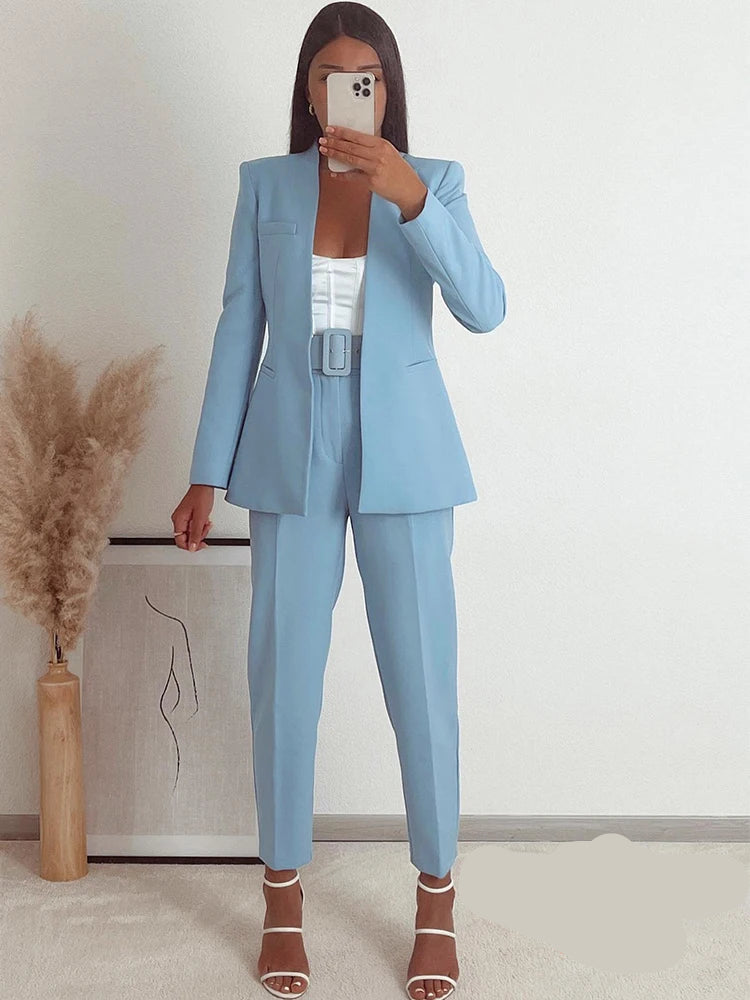 Doris® | Damen Zweiteiliges Set – Zeitlose Eleganz und Moderne Stärke