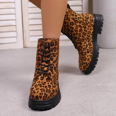 Thalia® | Robuste Stiefel mit Reißverschluss