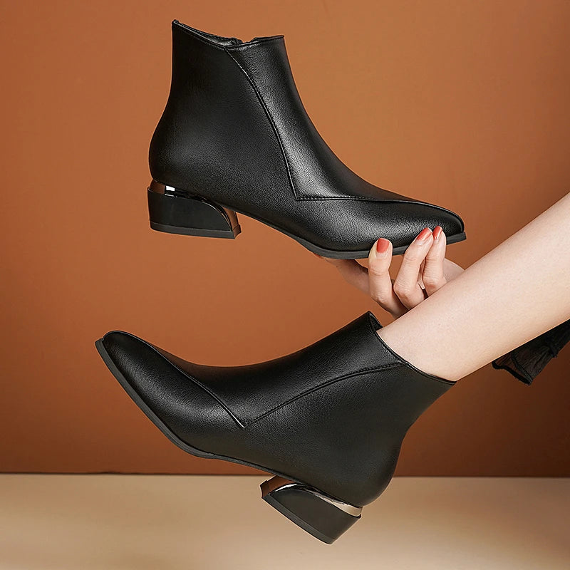 Birgit® |  Leder-Stiefeletten mit niedrigem Absatz