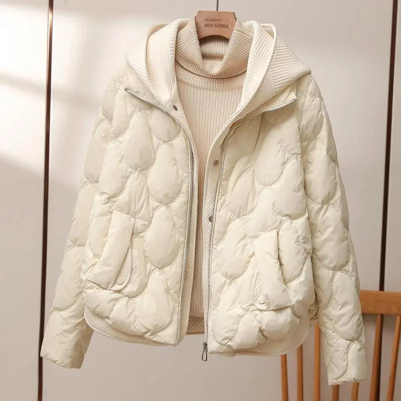 Elisabeth® | Stylische Jacke mit Kapuze in zwei Teilen.
