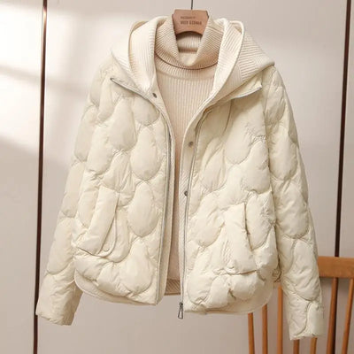 Elisabeth® | Stylische Jacke mit Kapuze in zwei Teilen.