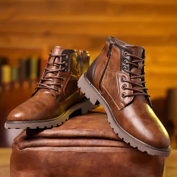 Martin® | Widerstandsfähige Stiefel mit Schnürsenkeln